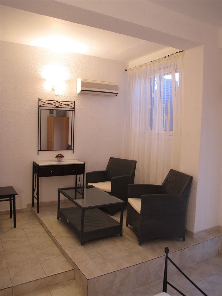 Agnanti Beach Apartments Archangelos  Exterior photo